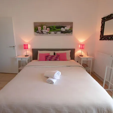 Apartmán Appartement 90M2-Roof Top Prive 100M2-Parking Prive-Clim Mobile